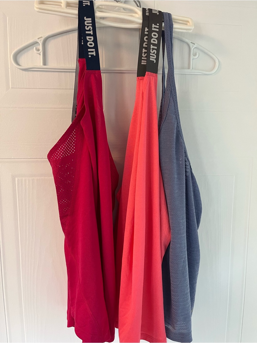 BUNDLE Nike tank tops
